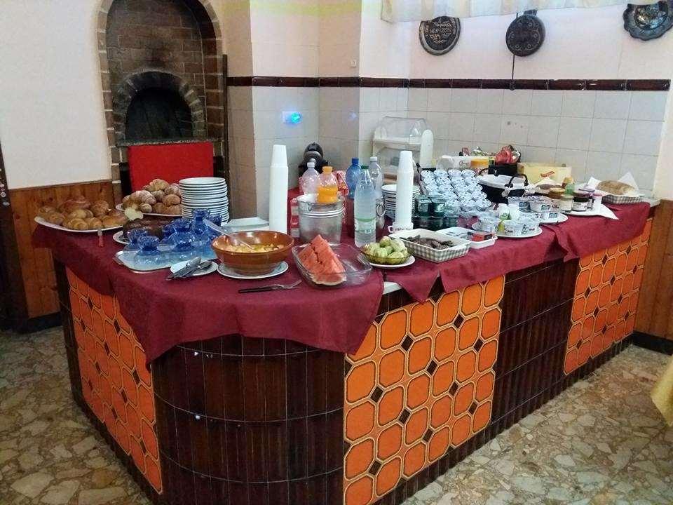 George Hotel Barcellona-Pozzo di Gotto Restaurant photo